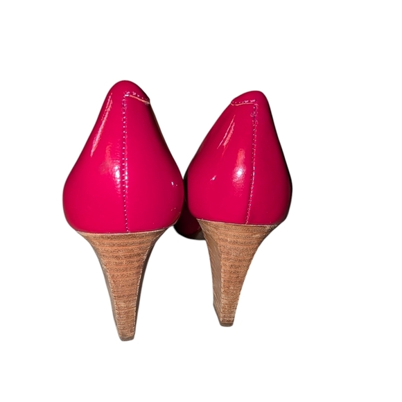 Coach Sheri Pink Berry Pumps- EUC Size 8B - Picture 4 of 9